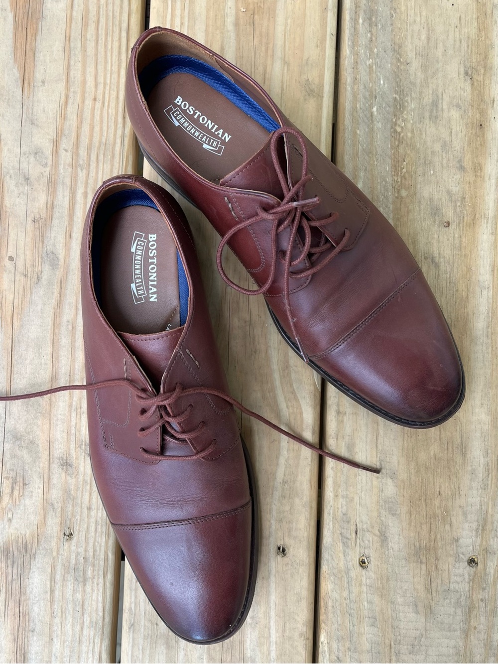 Bostonian Men's Chestnut Brown Leather Cap-Toe Oxfords